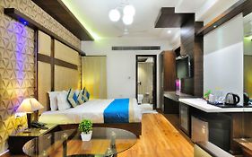 The Pearl Hotel New Delhi 3*